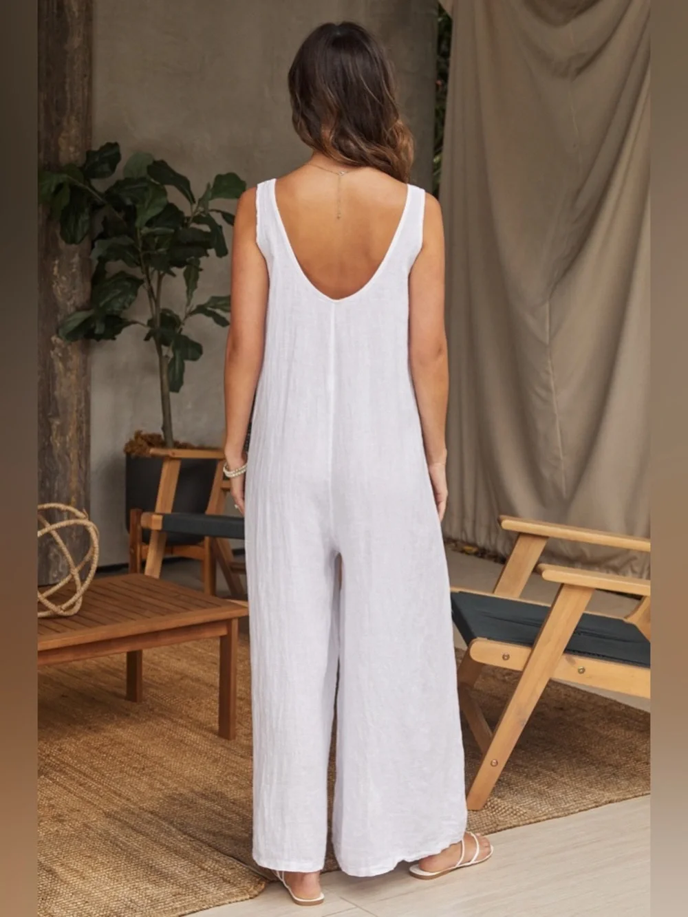 (11806-WHT) LINEN SLEEVELESS V-NECK JUMPSUIT - Picture 3 of 3
